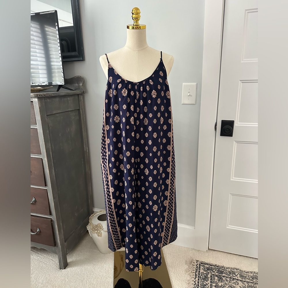 NWOT Navy and Cream Wishlist Apparel Cotton Lined Cropped Romper Size Medium
